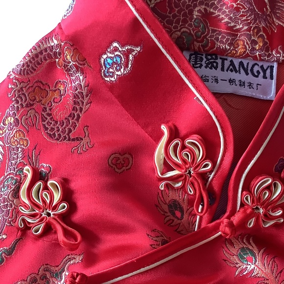 Chinese dress - Picture 4 of 6